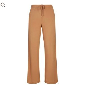 SKIMS SLEEP PANT SIZE XL CAMEL